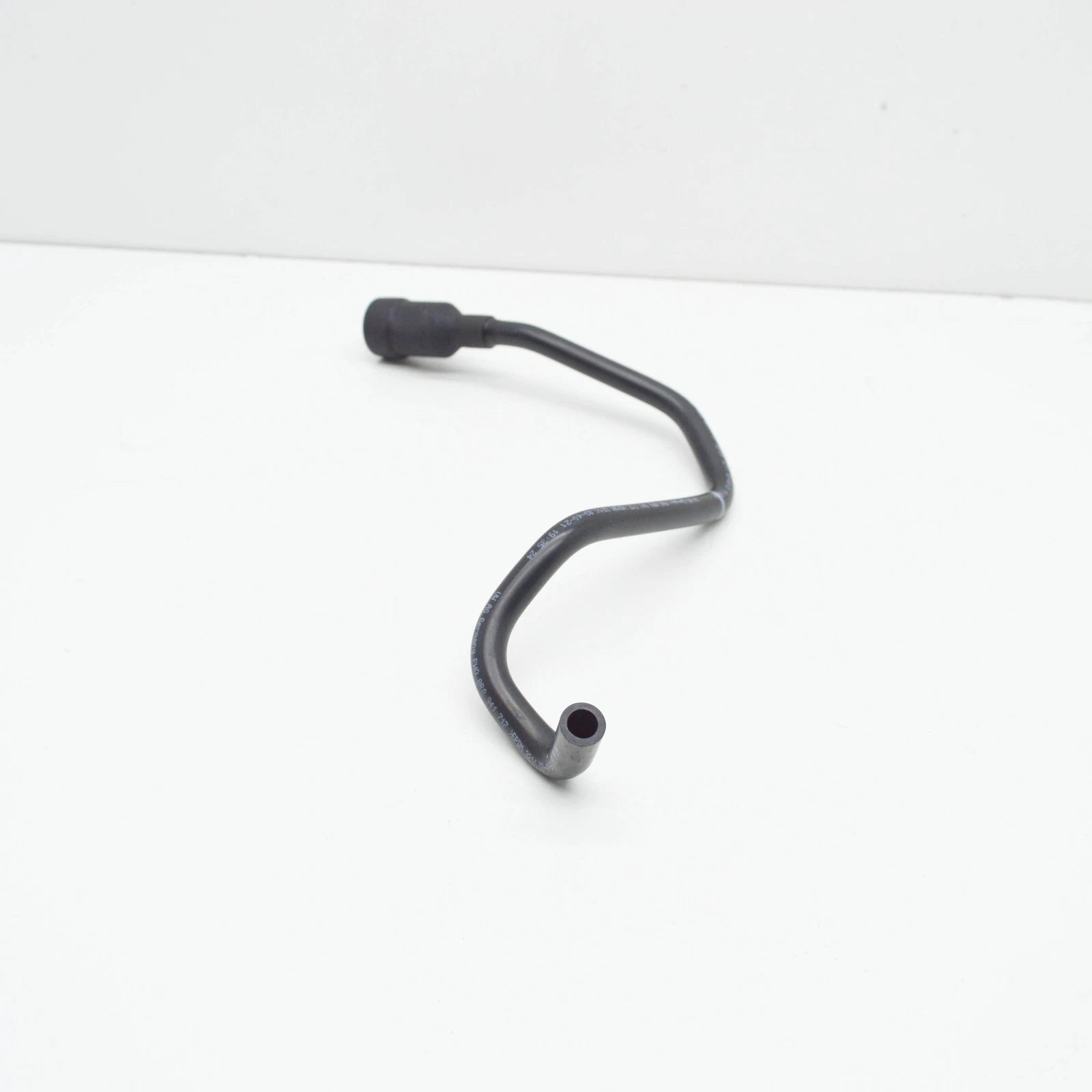 NEW AUDI Q5 8R FRONT LEFT HEADLIGHT HOSE 8R0941717