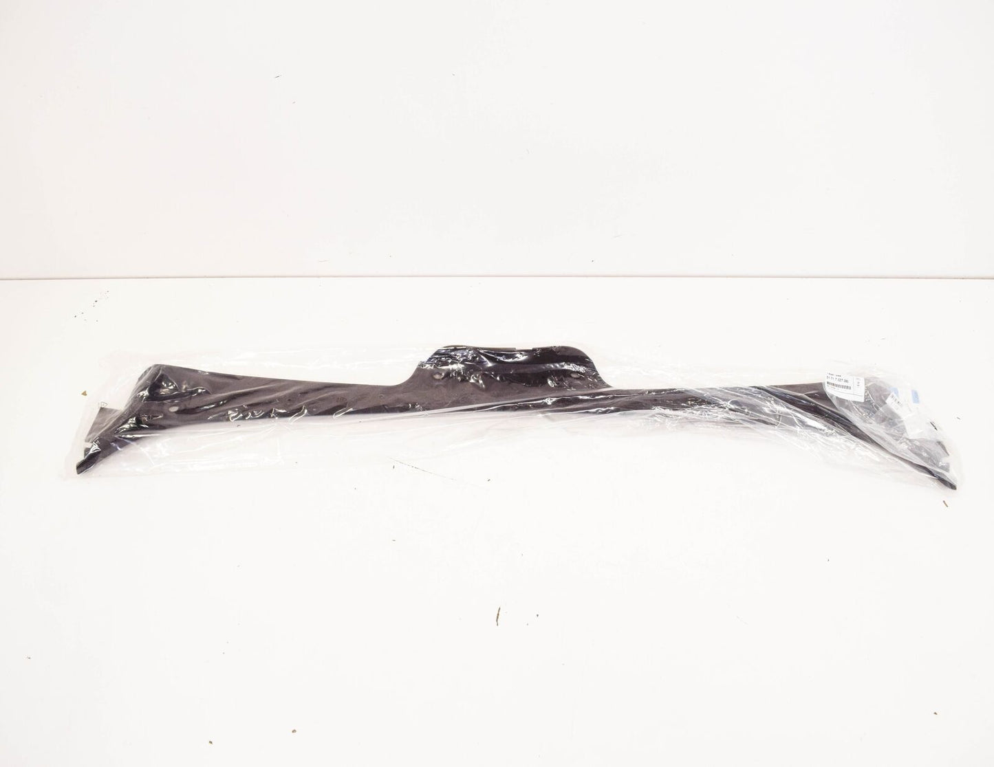 new bmw 5 e60 front windshield cowl panel 51717027083 7027083 original