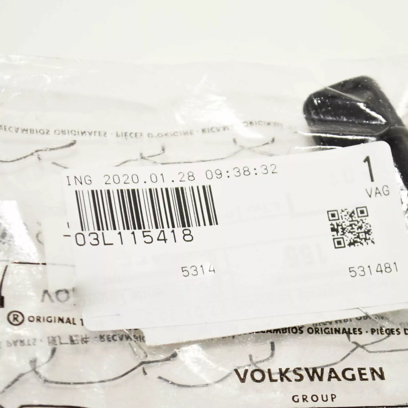 NEW AUDI A4 8K B8 OIL DIPSTICK TUBE SEALING STUD 03L115418 ORIGINAL