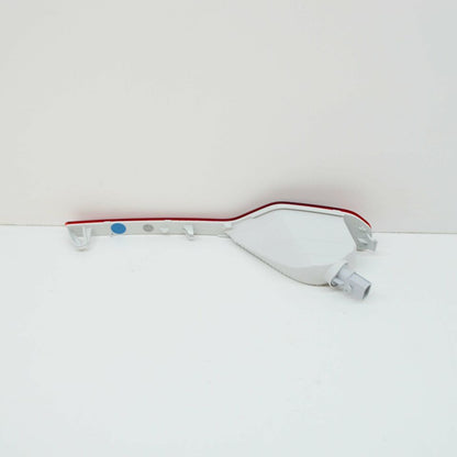 Genuine OEM VOLVO XC40 31656866 GENUINE RIGHT REAR BUMPER REFLECTOR PLATE